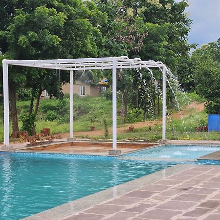 Wow Stayz2 Pachmarhi Foothill Cottages Exteriör bild