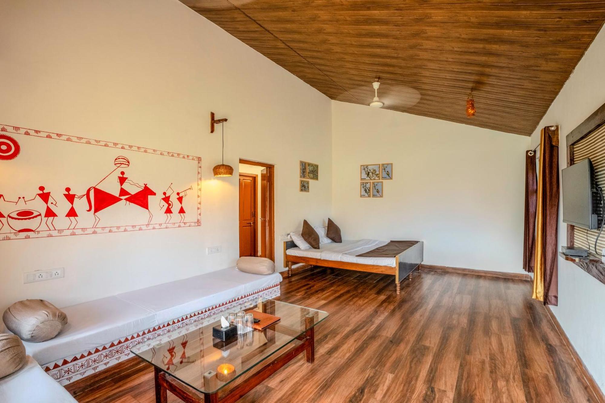 Wow Stayz2 Pachmarhi Foothill Cottages Exteriör bild