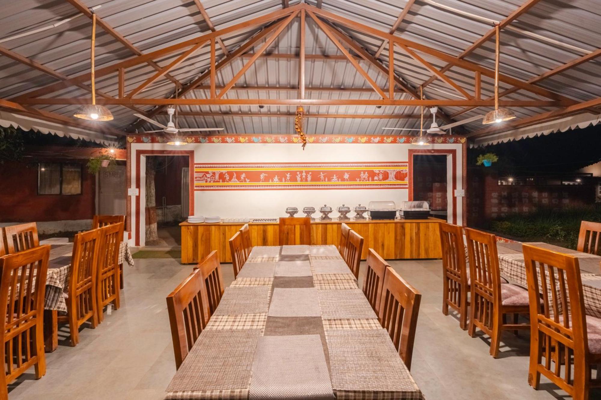 Wow Stayz2 Pachmarhi Foothill Cottages Exteriör bild