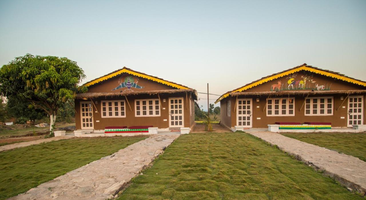 Wow Stayz2 Pachmarhi Foothill Cottages Exteriör bild