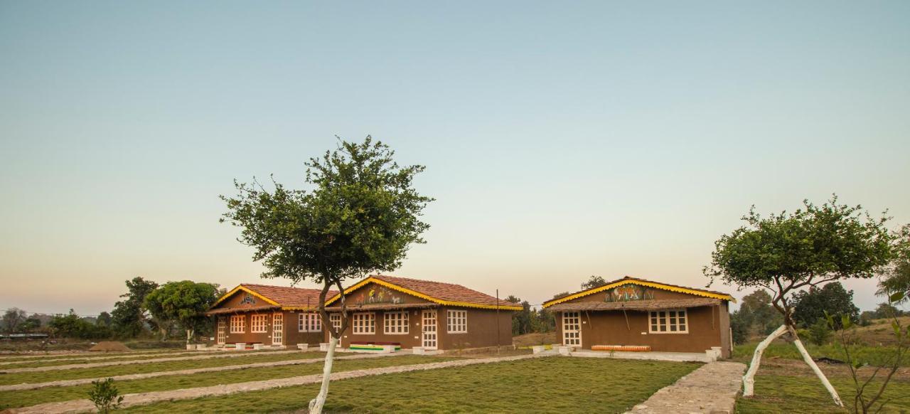 Wow Stayz2 Pachmarhi Foothill Cottages Exteriör bild