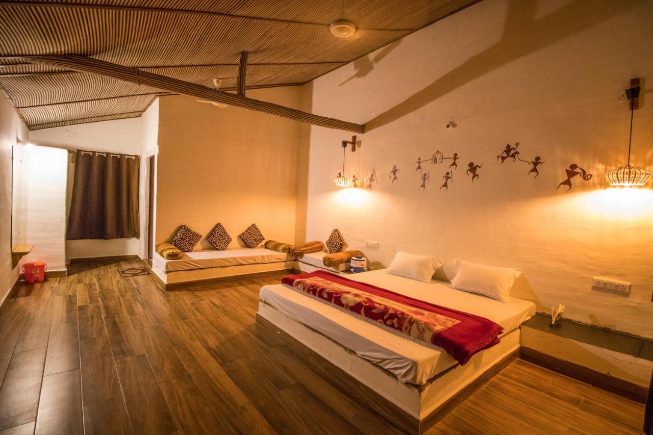 Wow Stayz2 Pachmarhi Foothill Cottages Exteriör bild